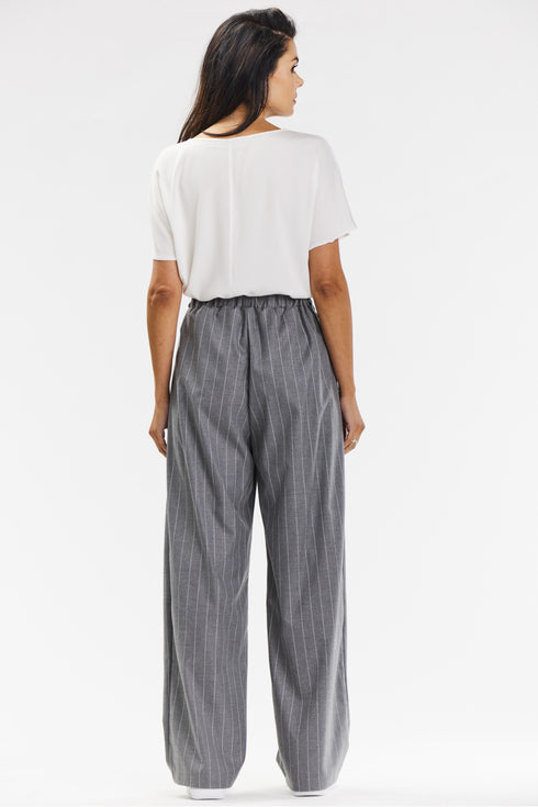 Women trousers model 200564