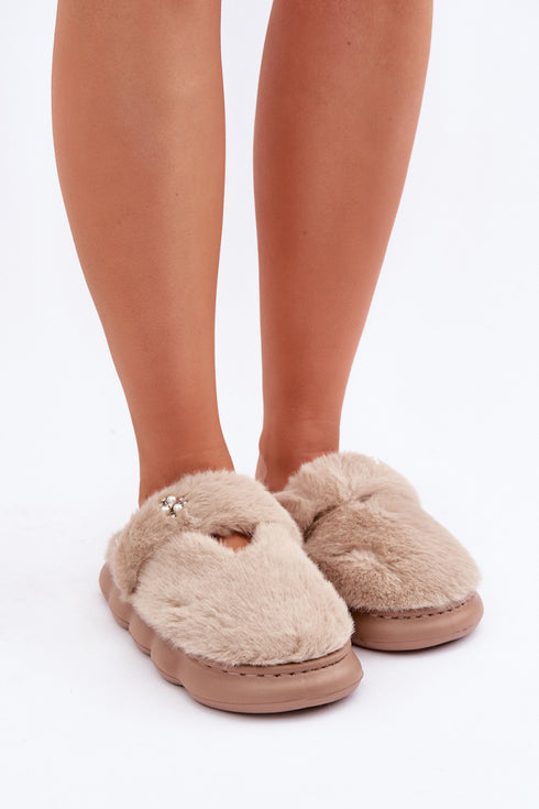 Slippers model 204949 Step in style