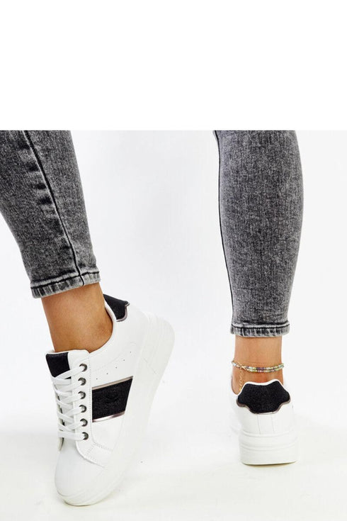 Sneakers model 207431 Solea