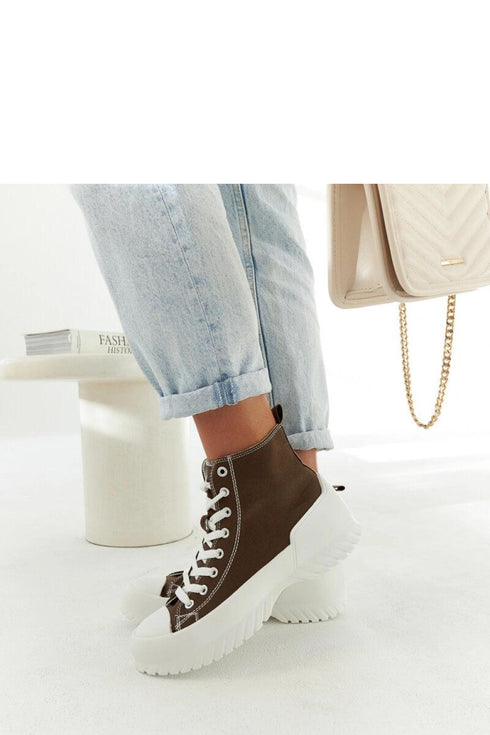 Sneakers model 207548 Solea