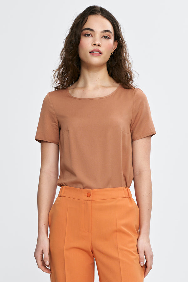 Blouse model 210089