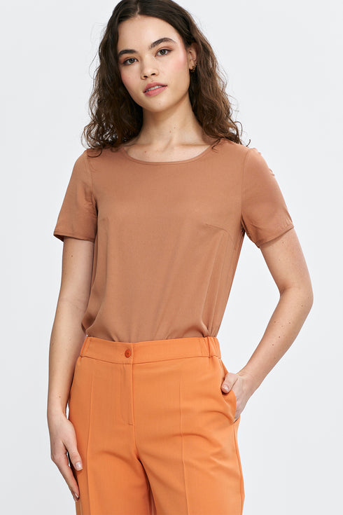 Blouse model 210089