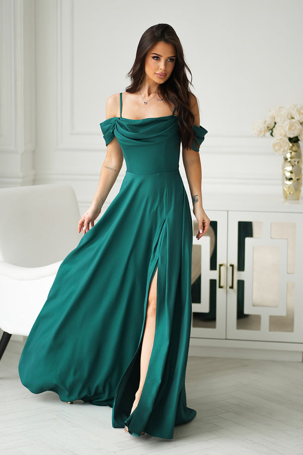 Long dress model 210724