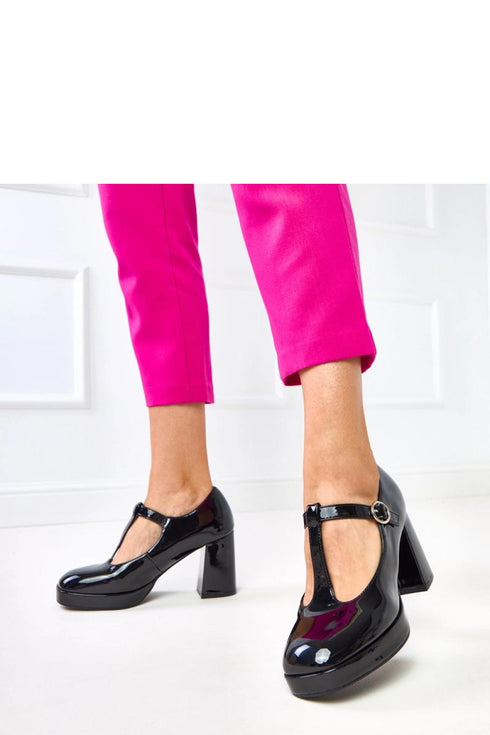 Heeled low shoes model 218176 Solea