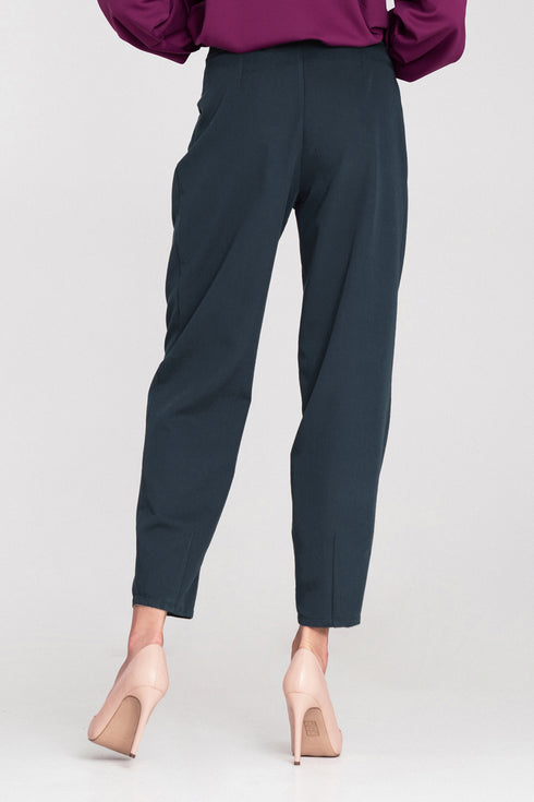 Women trousers model 218896