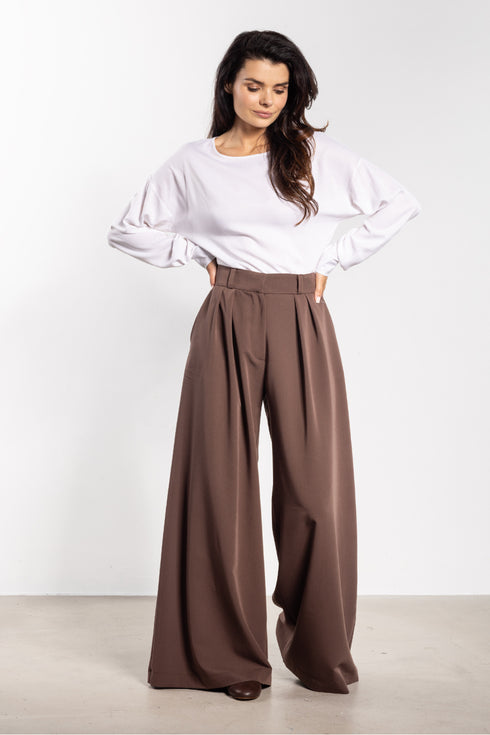 Women trousers model 218988