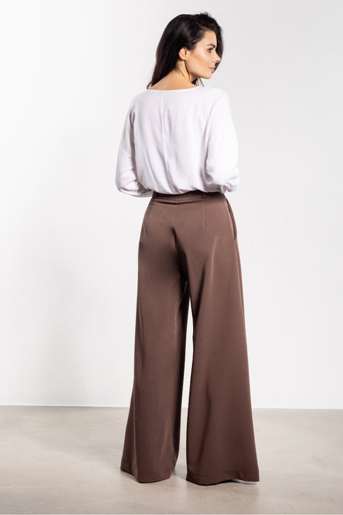 Women trousers model 218988