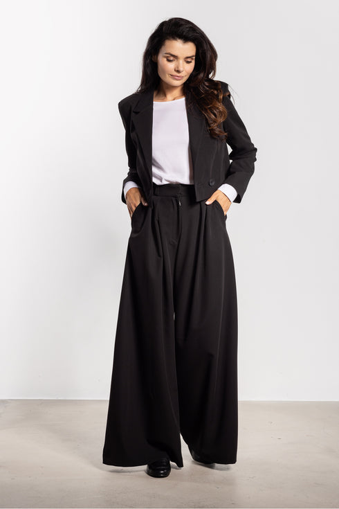 Women trousers model 218989