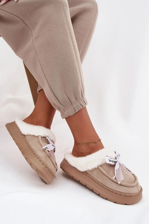 Slippers model 220539 Step in style