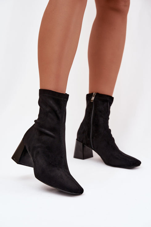 Heel boots model 221123 Step in style