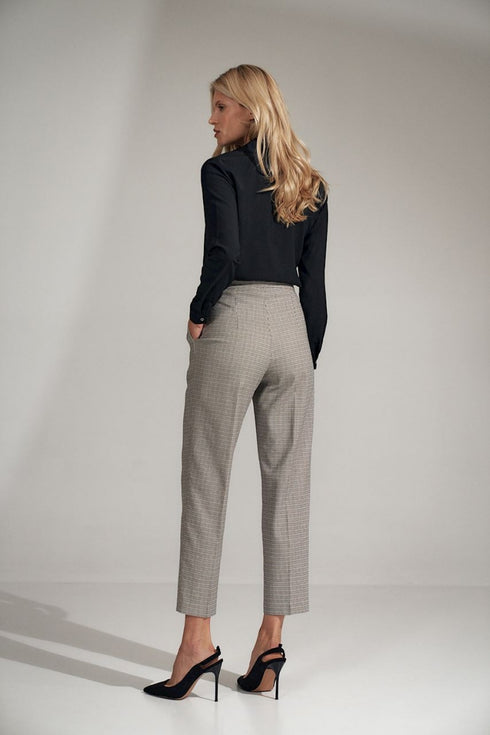 Women trousers model 150793
