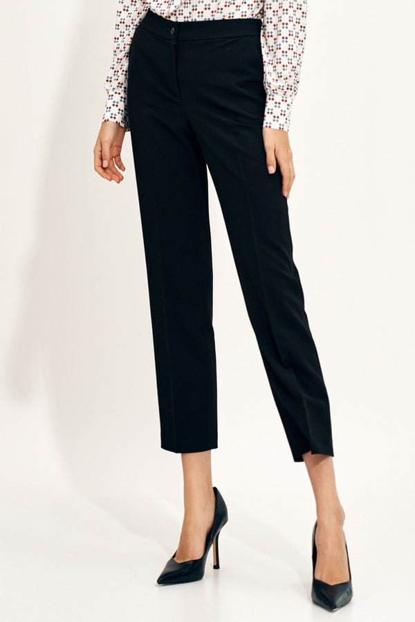 Women trousers model 170478