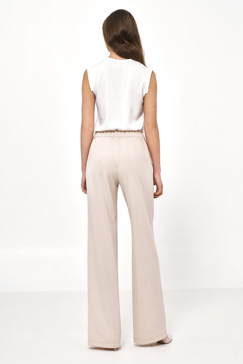 Women trousers model 176662