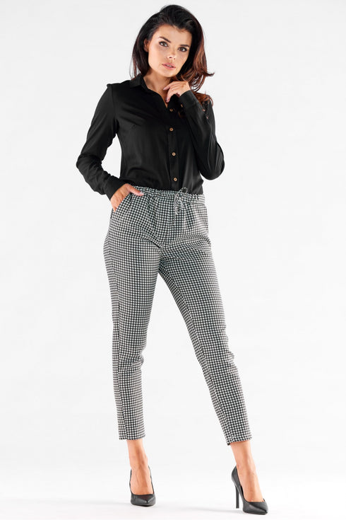Women trousers model 176873