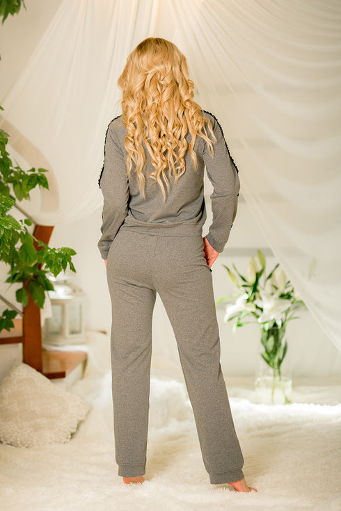 Sweatshirt model 180093