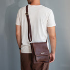 Sac bandoulière homme JOHN cuir pleine fleur zip frontal