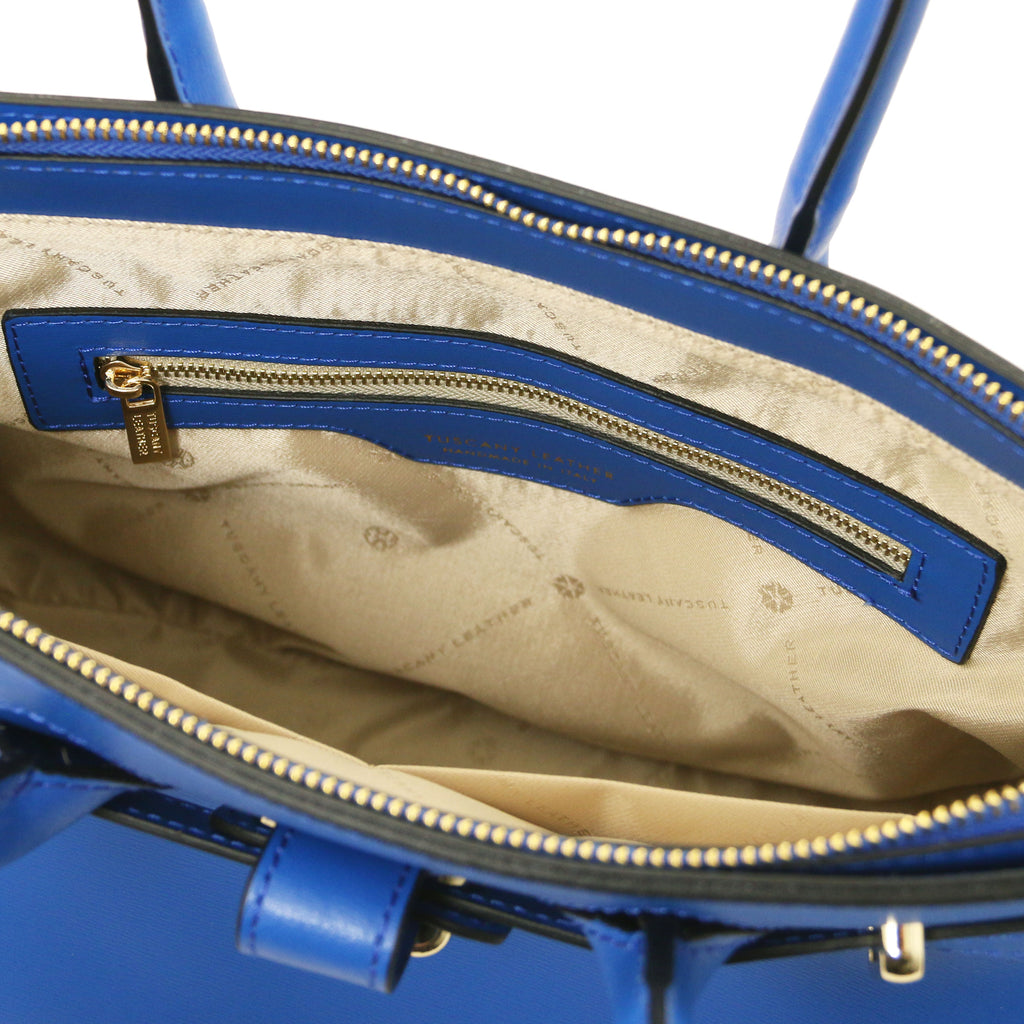 LIVIA — Sac à main à détail ceinture