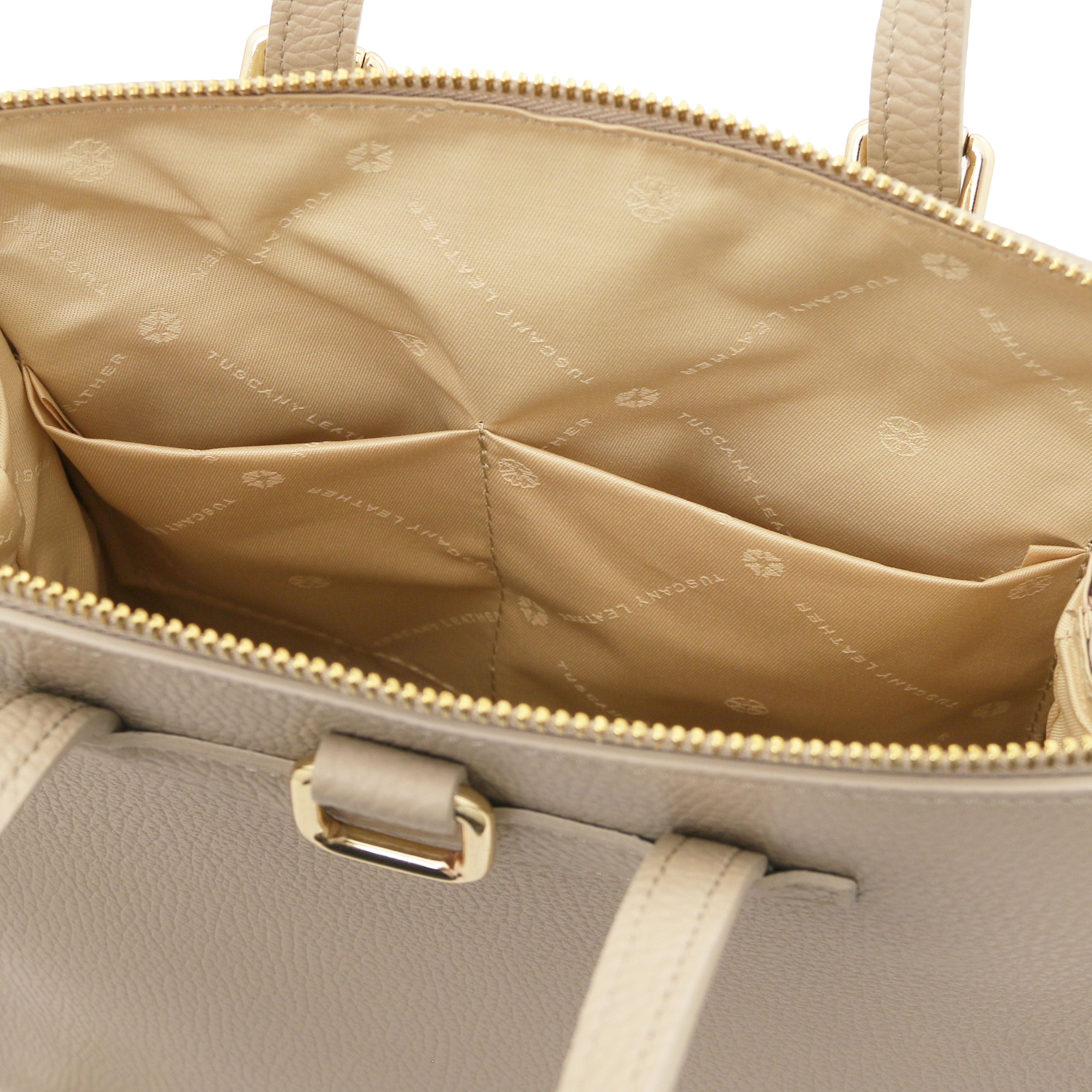 ELARA — Sac à dos en cuir grainé convertible
