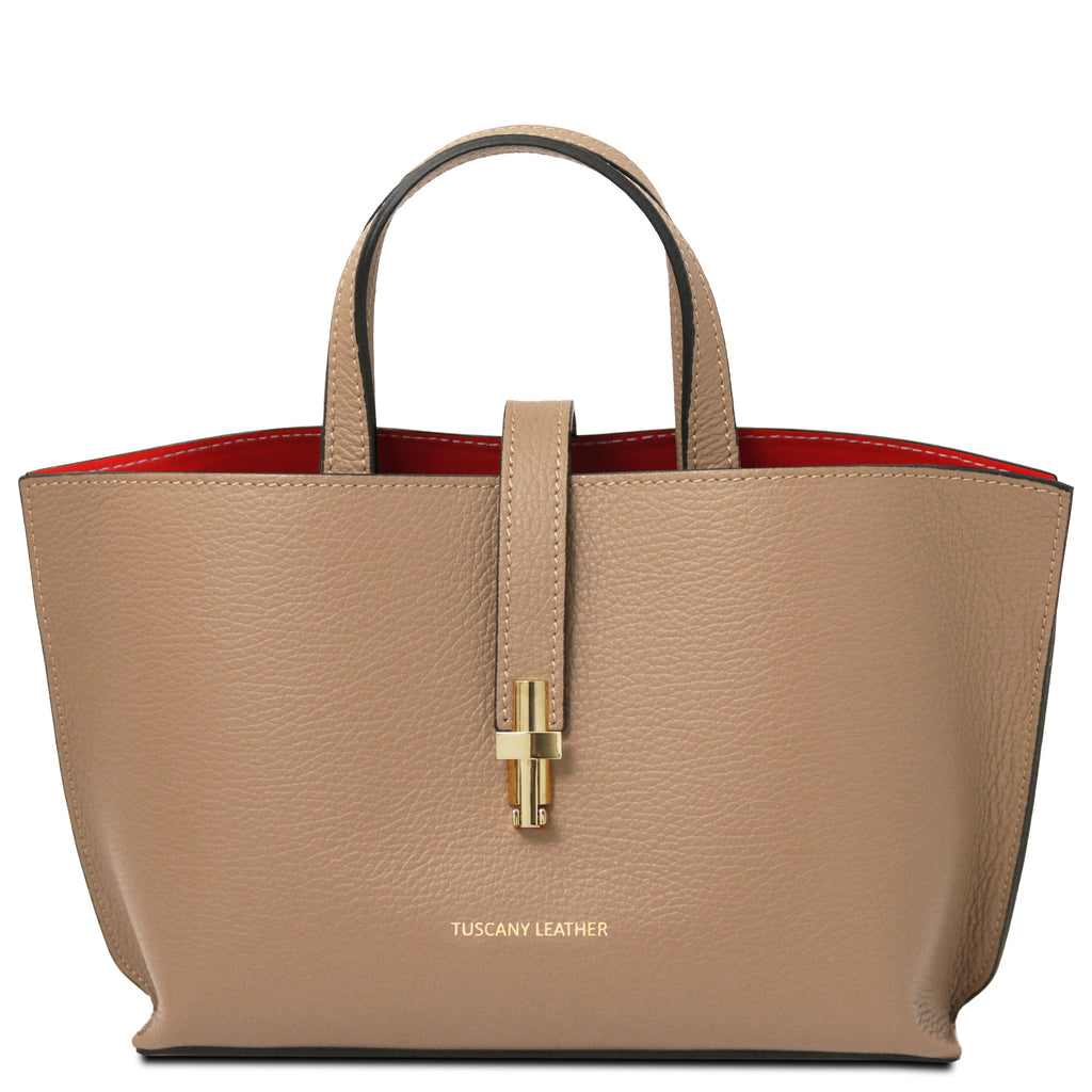 Sac cabas femme AGATHA structuré en cuir forme trapèze à fermoir