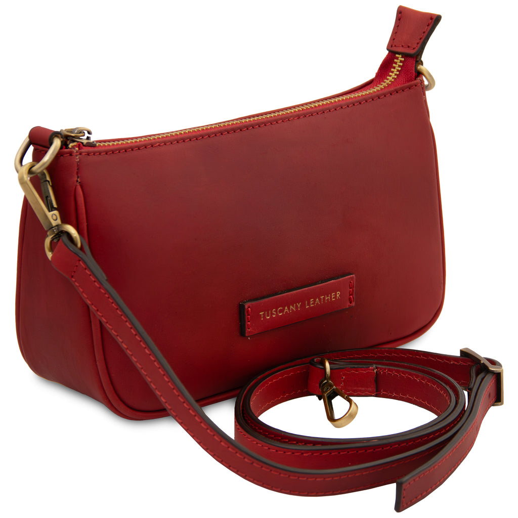 PARFAIT — Sac pochette en cuir pleine fleur