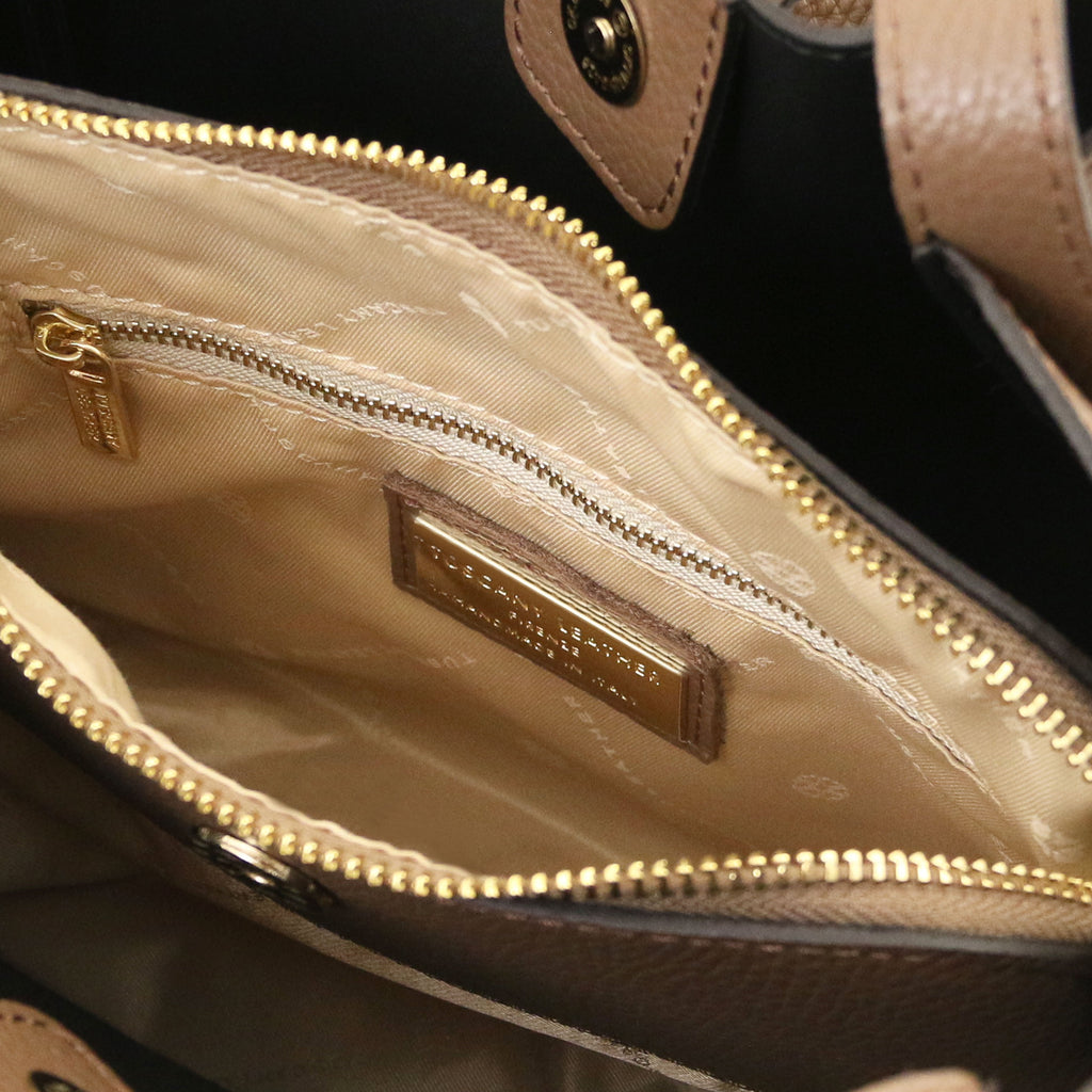Sac à main femme SOAVE en cuir véritable souple à double poignée