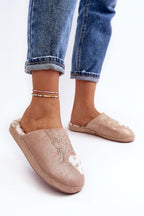  Slippers model 189100 Step in style 