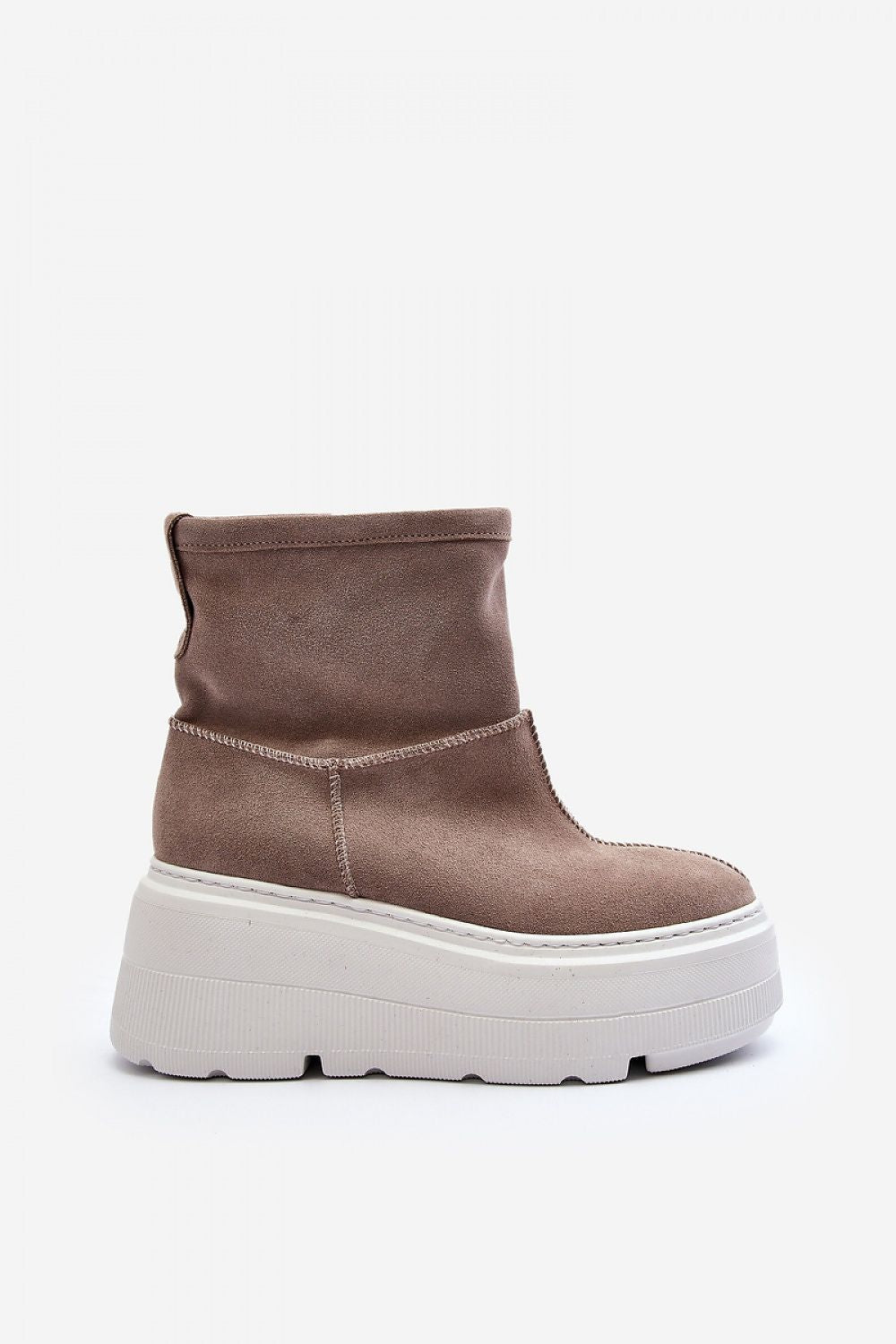  Buskin boots model 191190 Step in style 