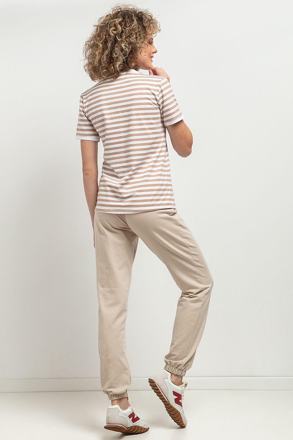 Blouse model 191807 Tessita Secondary image