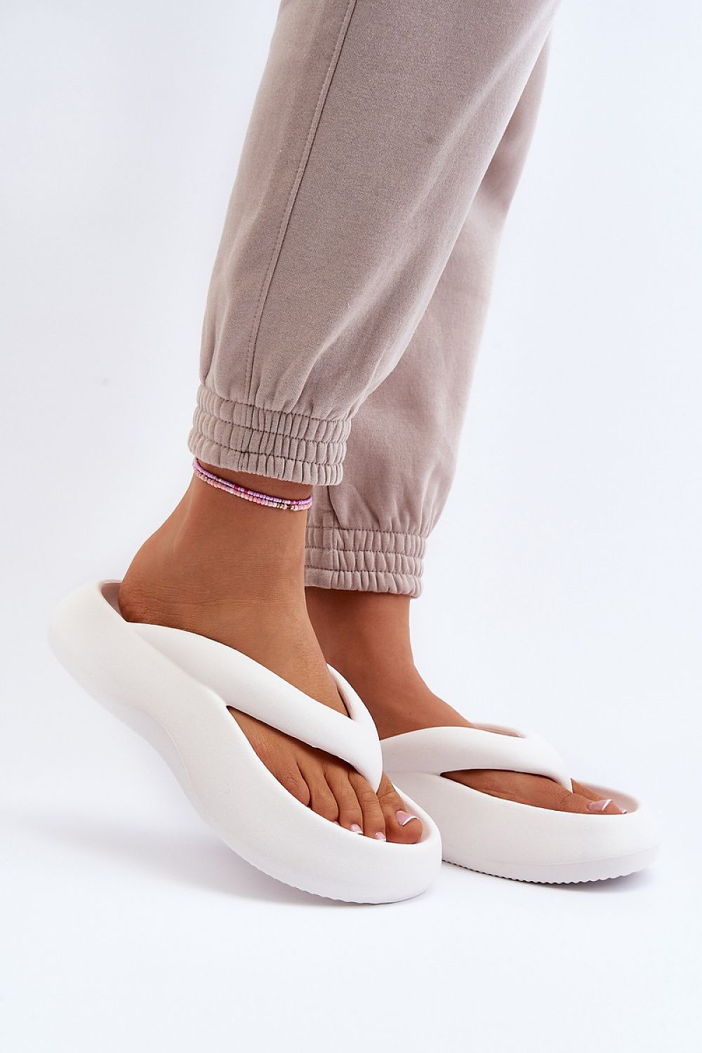 Japanese flip-flops model 194386 Step in style  Main image