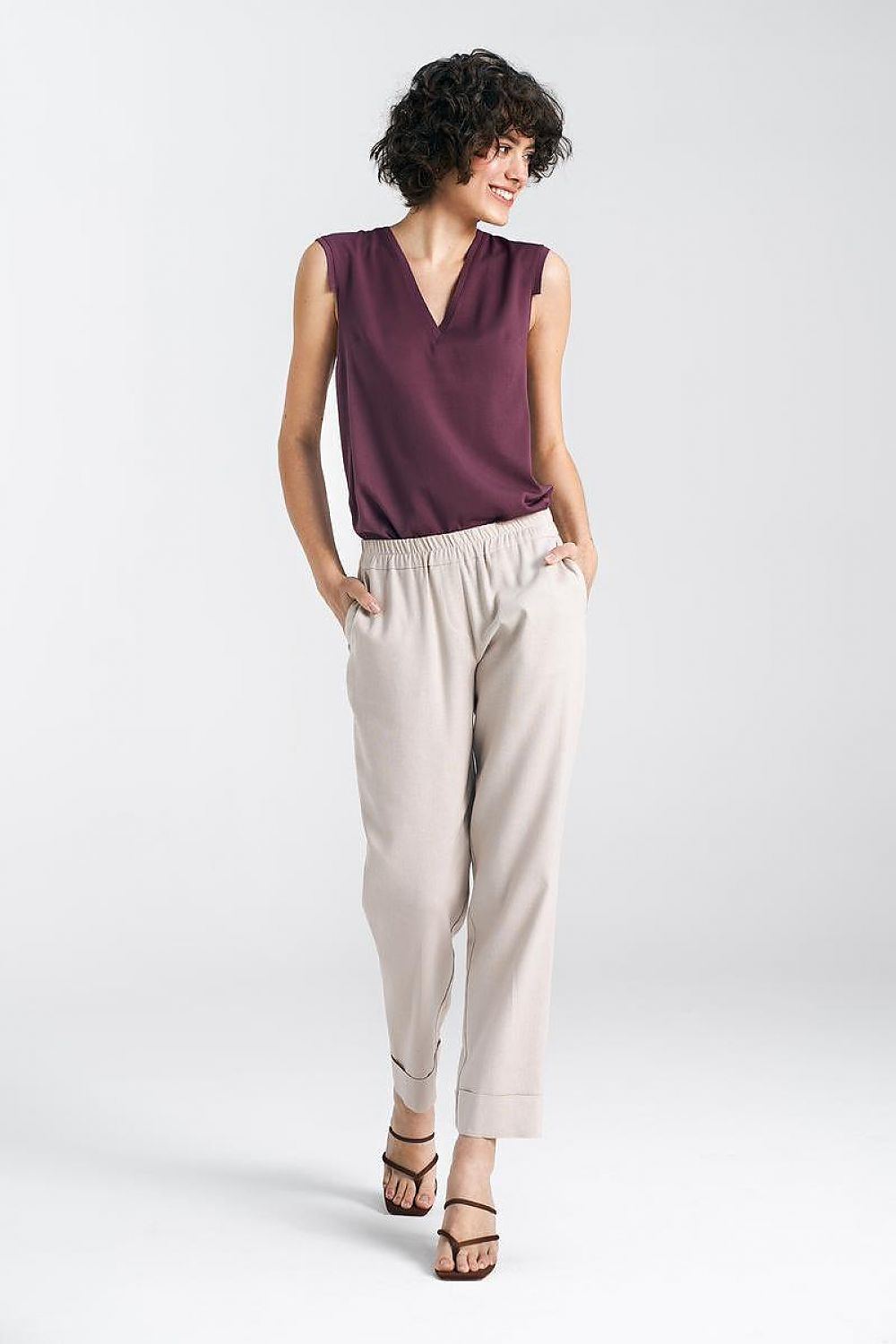 Women trousers model 195464 Nife Secondary image