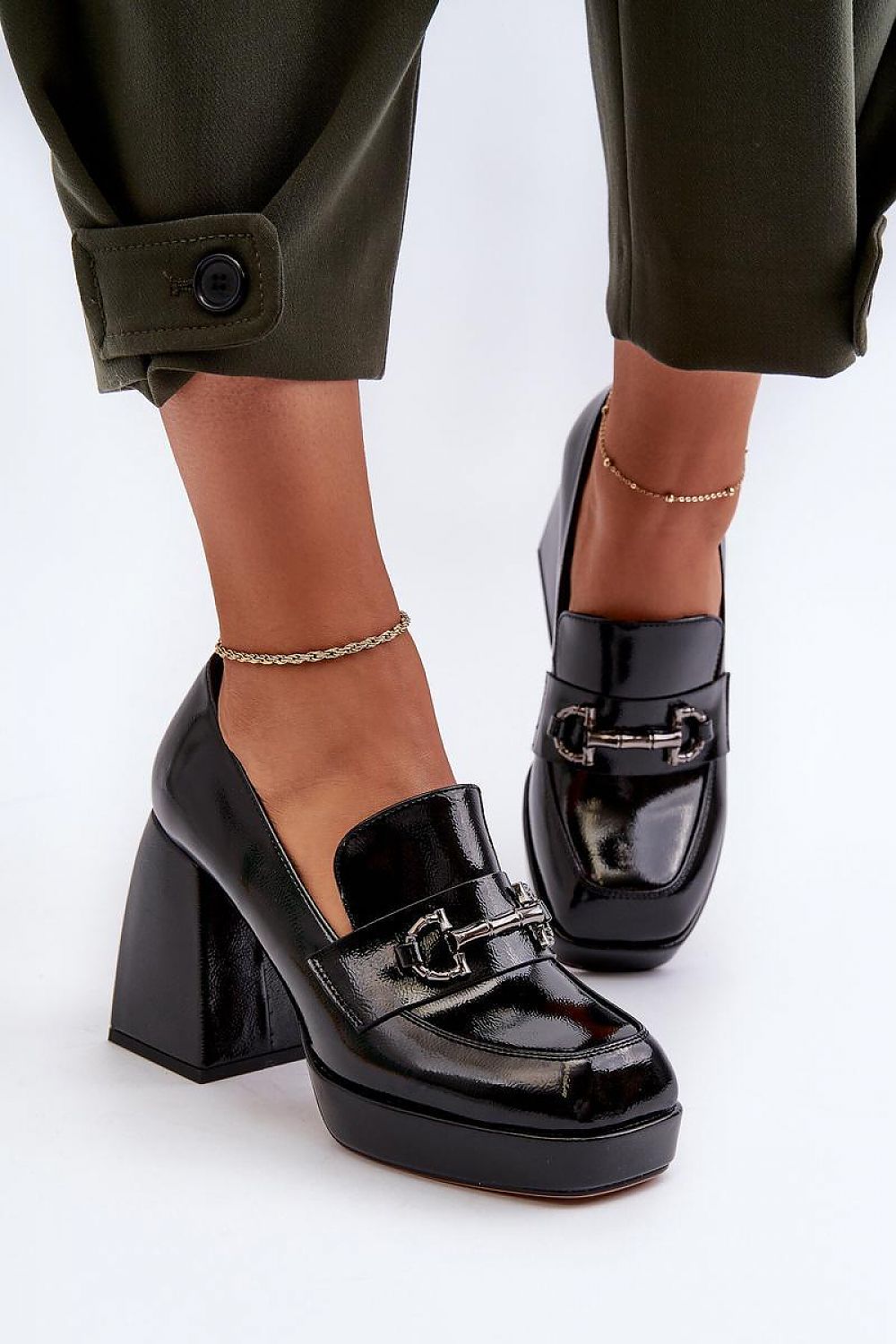  Heeled low shoes model 196316 Step in style 