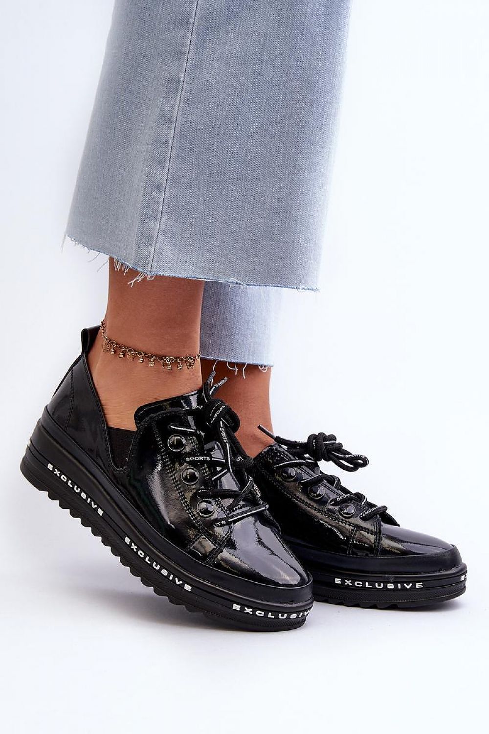  Half shoes model 198010 Step in style 