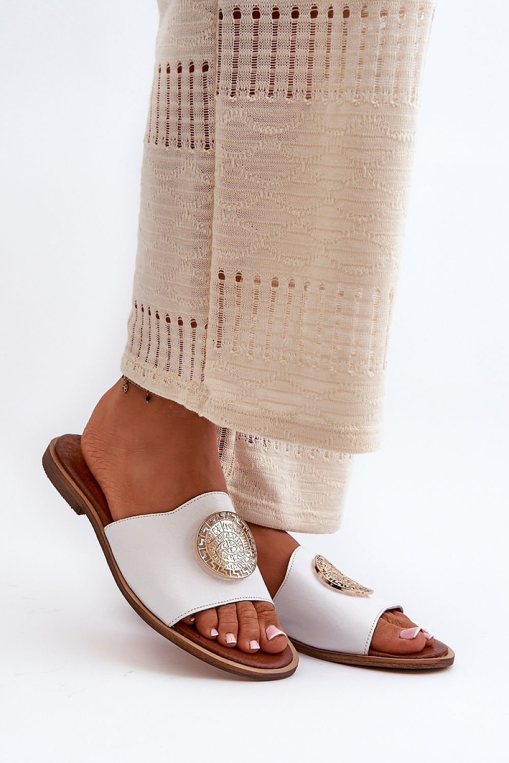  Flip-flops model 198268 Step in style 