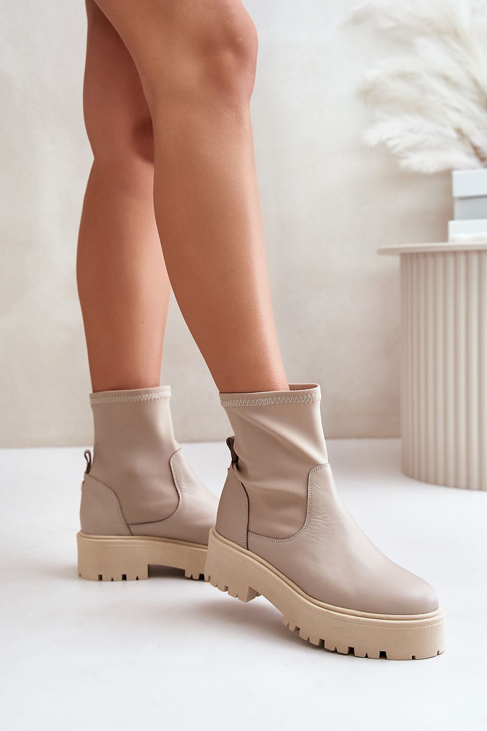  Bottes model 201000 Step in style 
