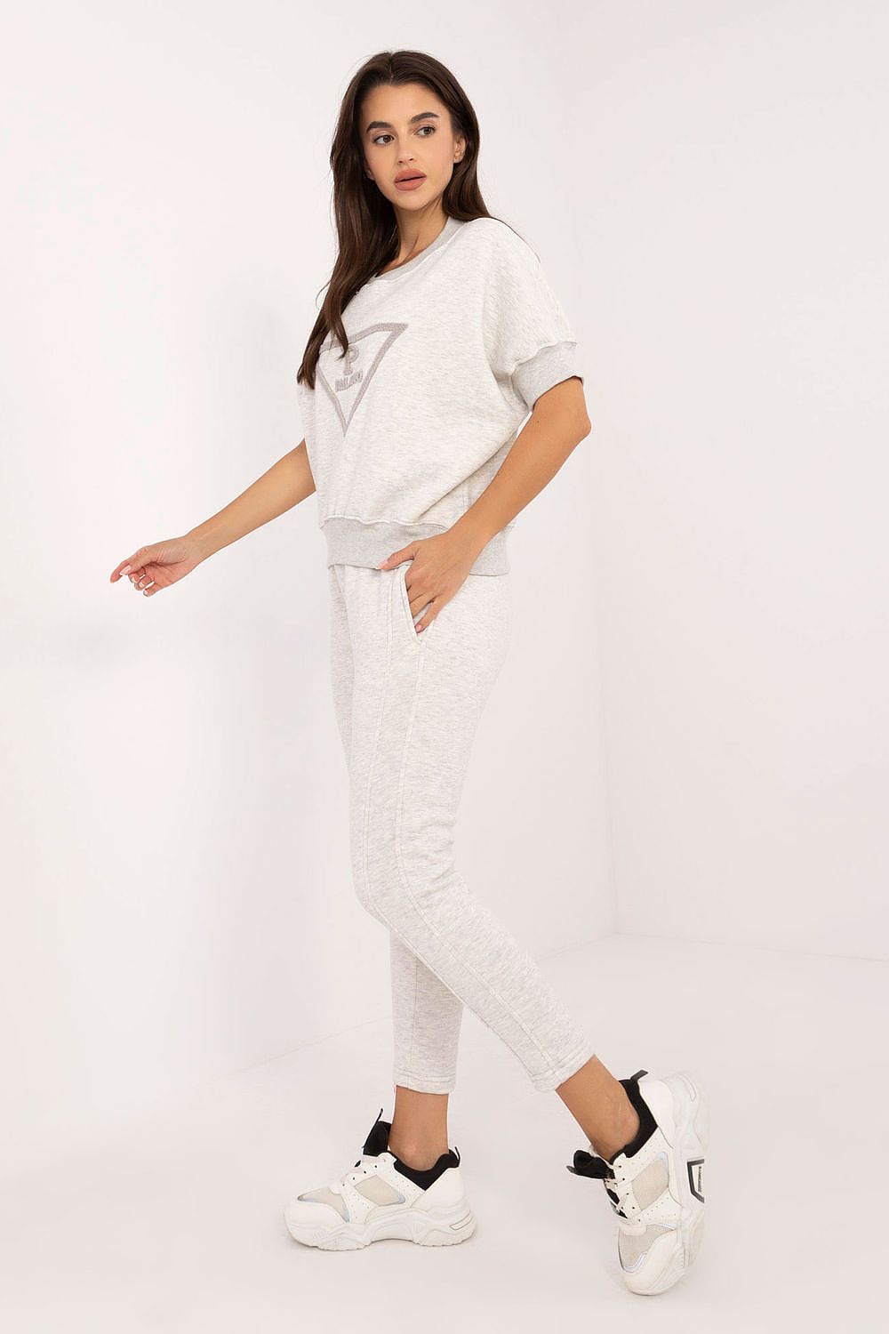 Set model 202082 Factory Price Secondary image