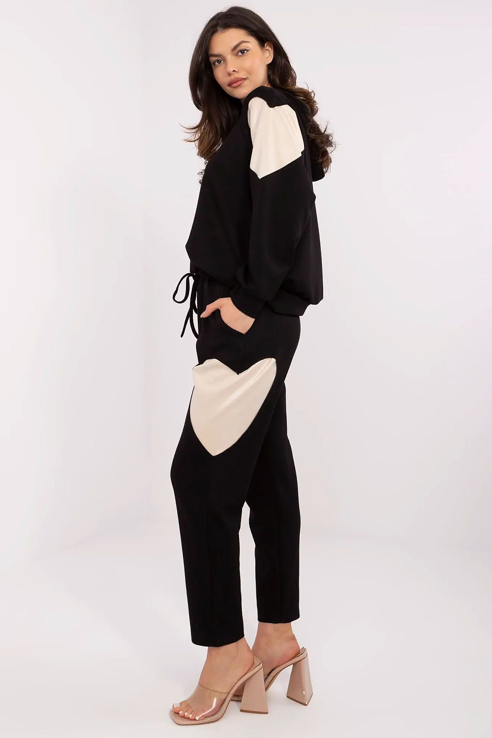 Set model 209203 Italy Moda Secondary image