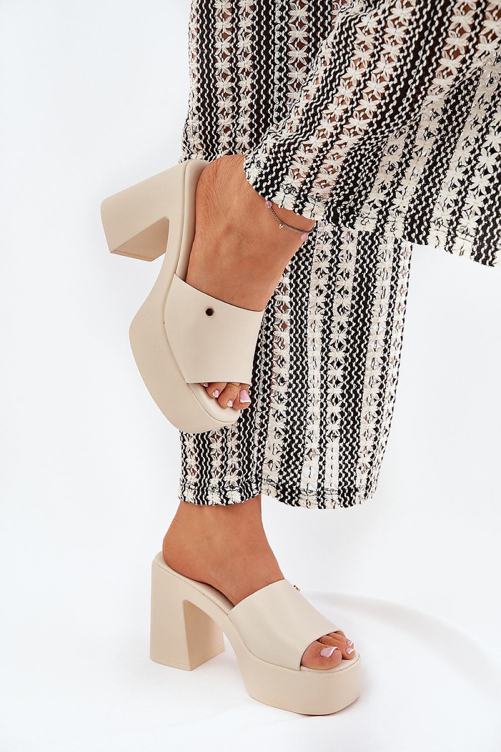 Flip-flops model 209943 Step in style  Main image