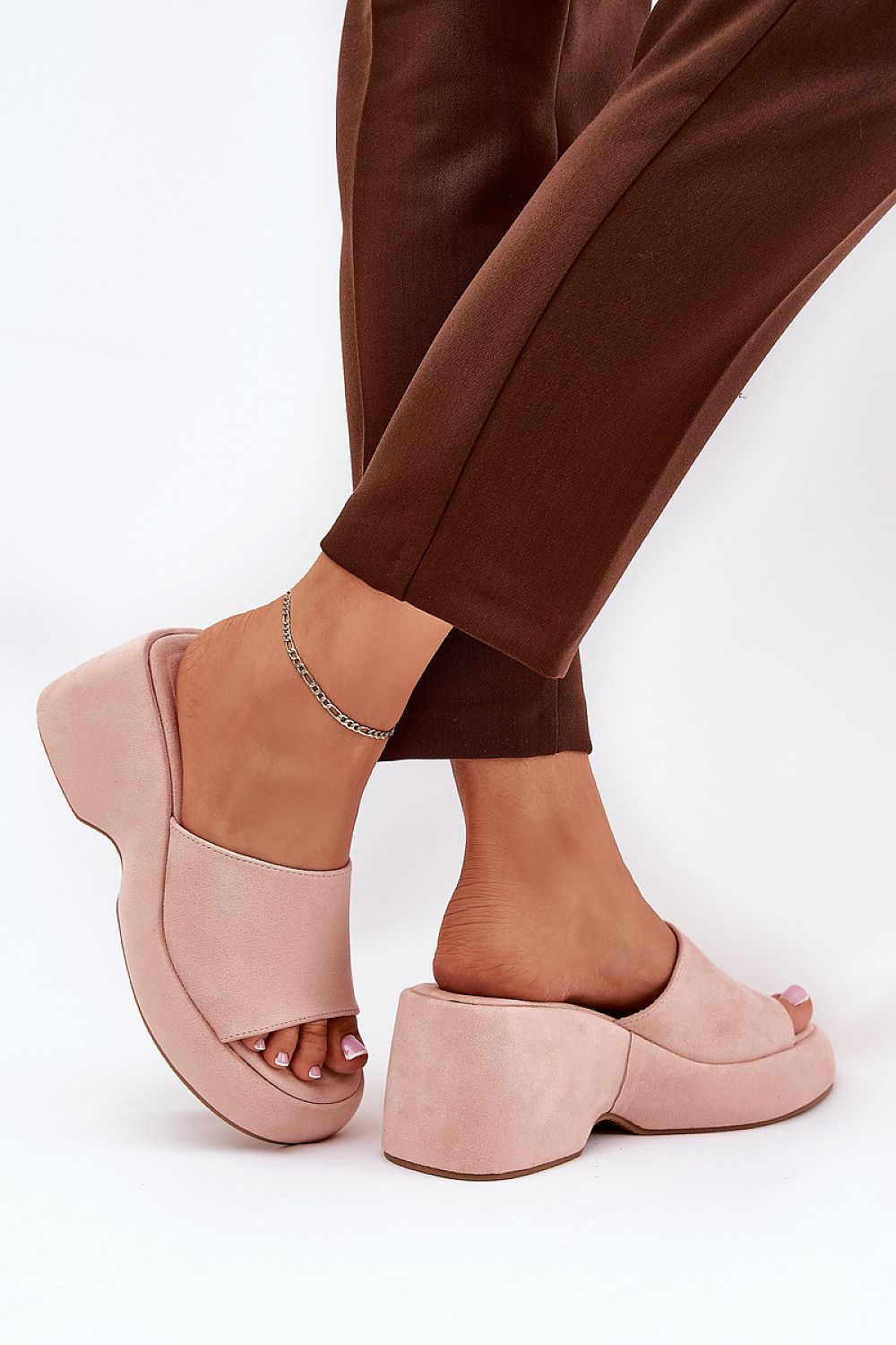 Cothurnes model 210173 Step in style  Main image