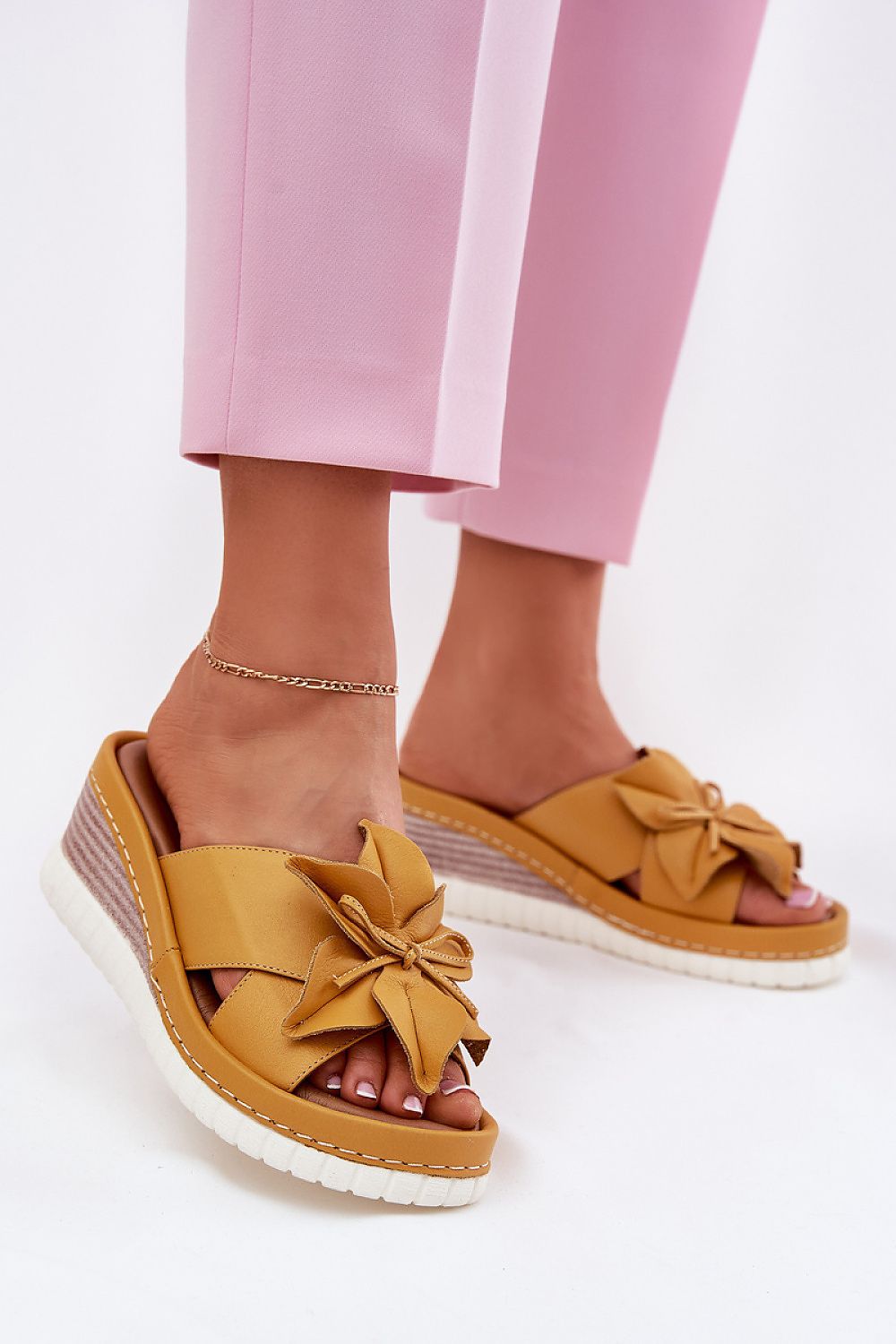 Cothurnes model 212705 Step in style  Main image