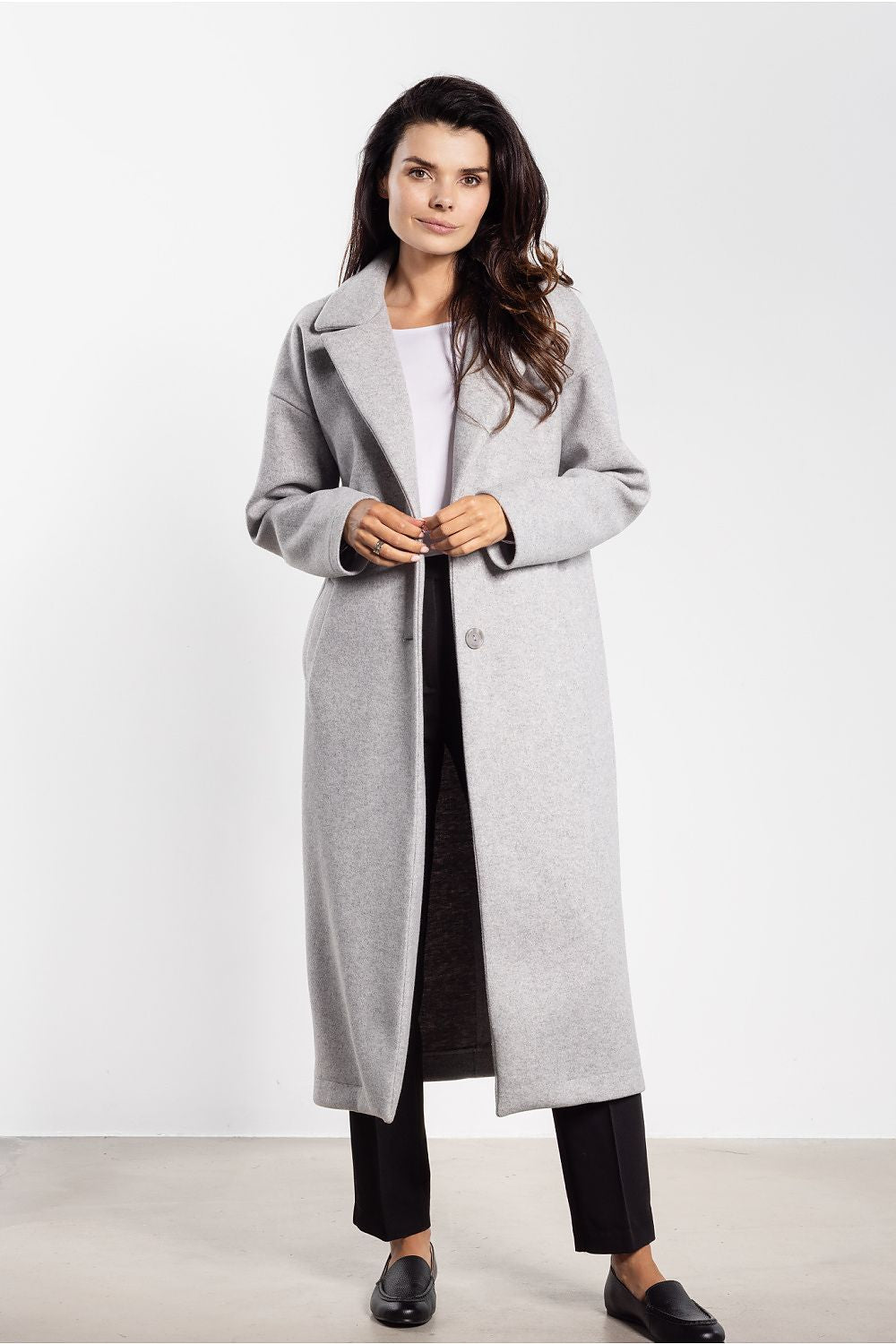 Coat model 218966 awama  Main image