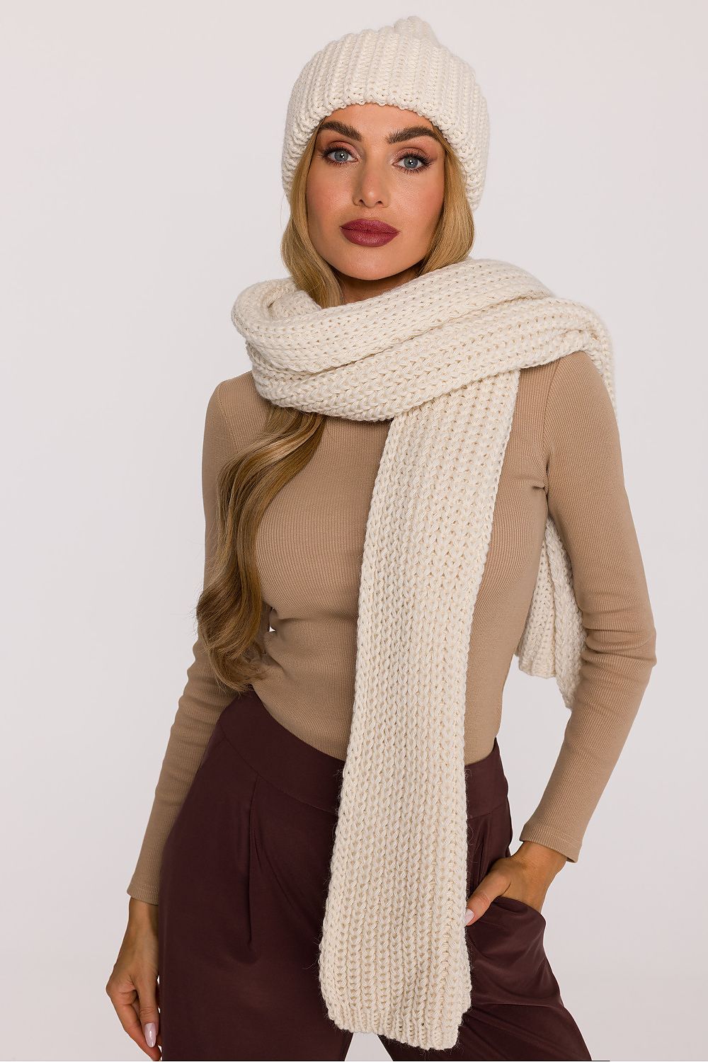  Shawl model 219551 Moe 