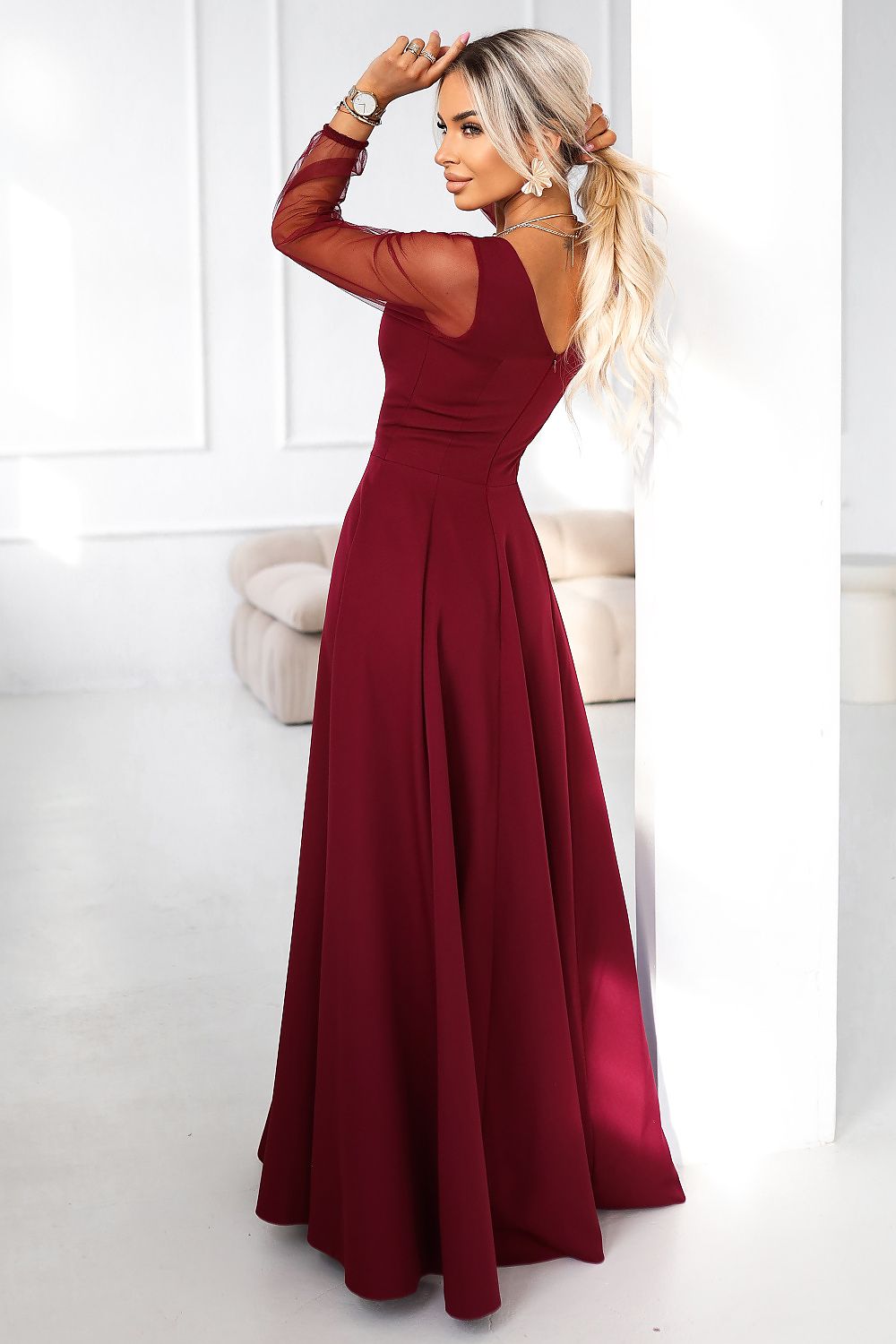 Long dress model 222146 Numoco Secondary image