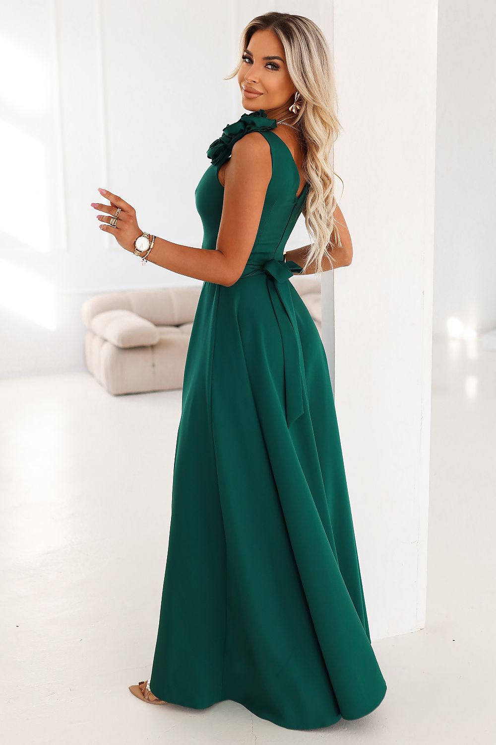 Long dress model 222462 Numoco Secondary image