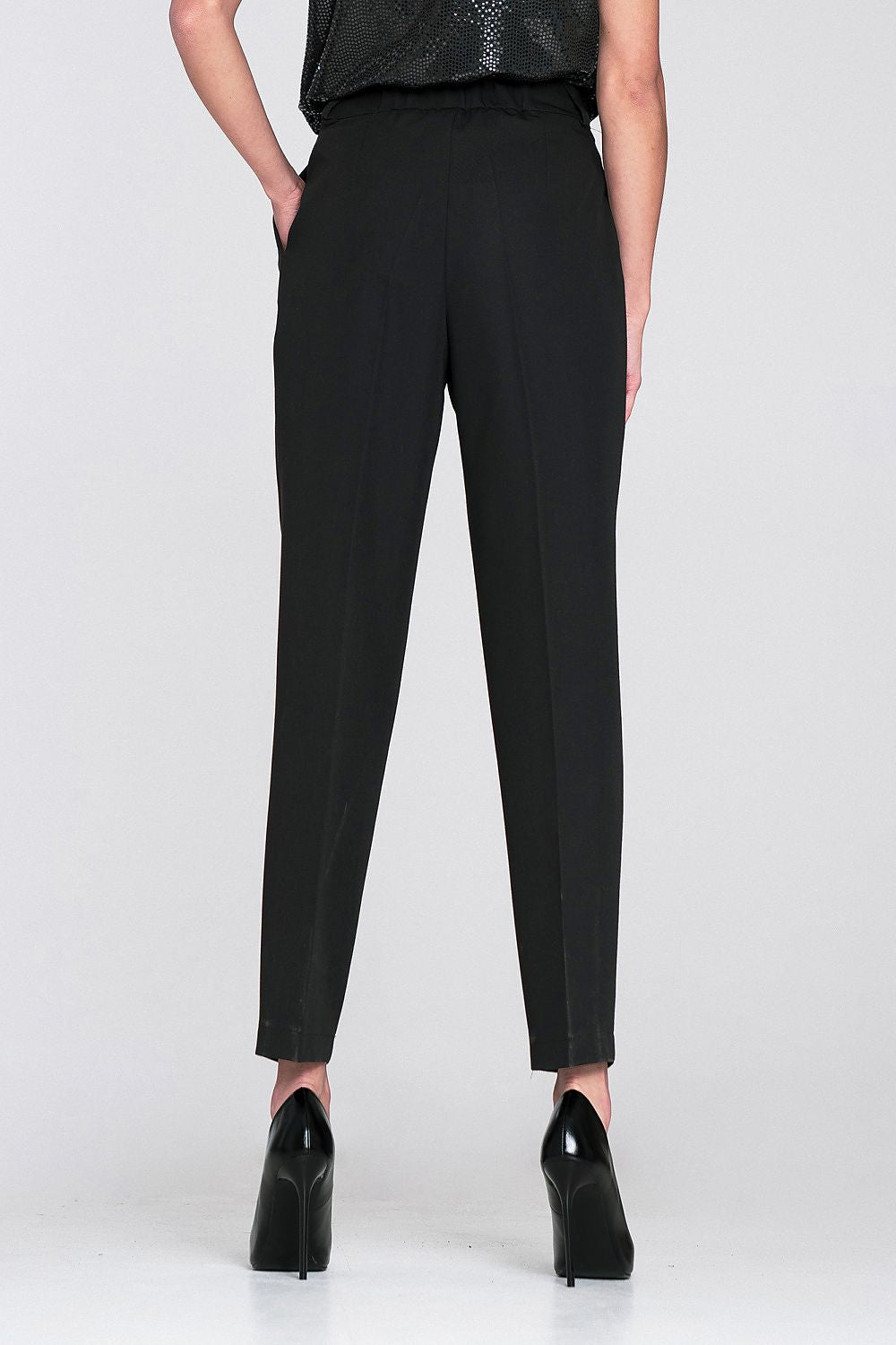  Women trousers model 223281 Nife 