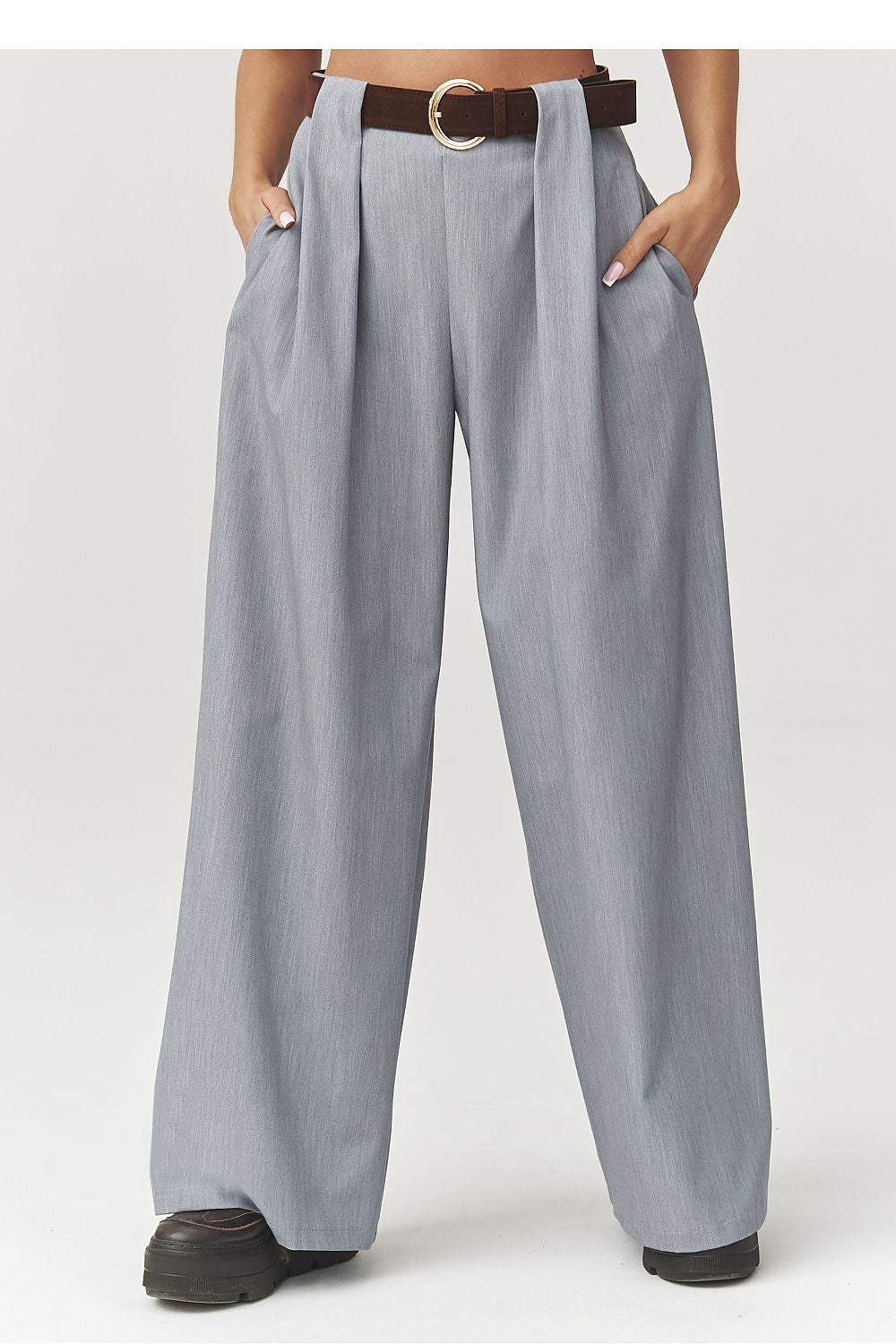 Women trousers model 223362 Makadamia  Main image