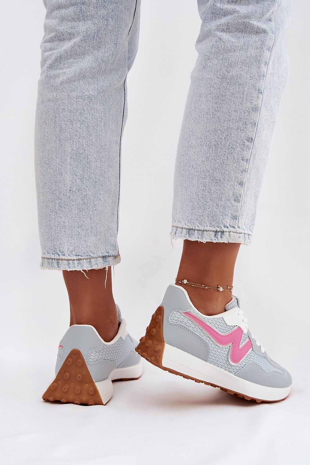  Sport Shoes model 223600 Step in style 