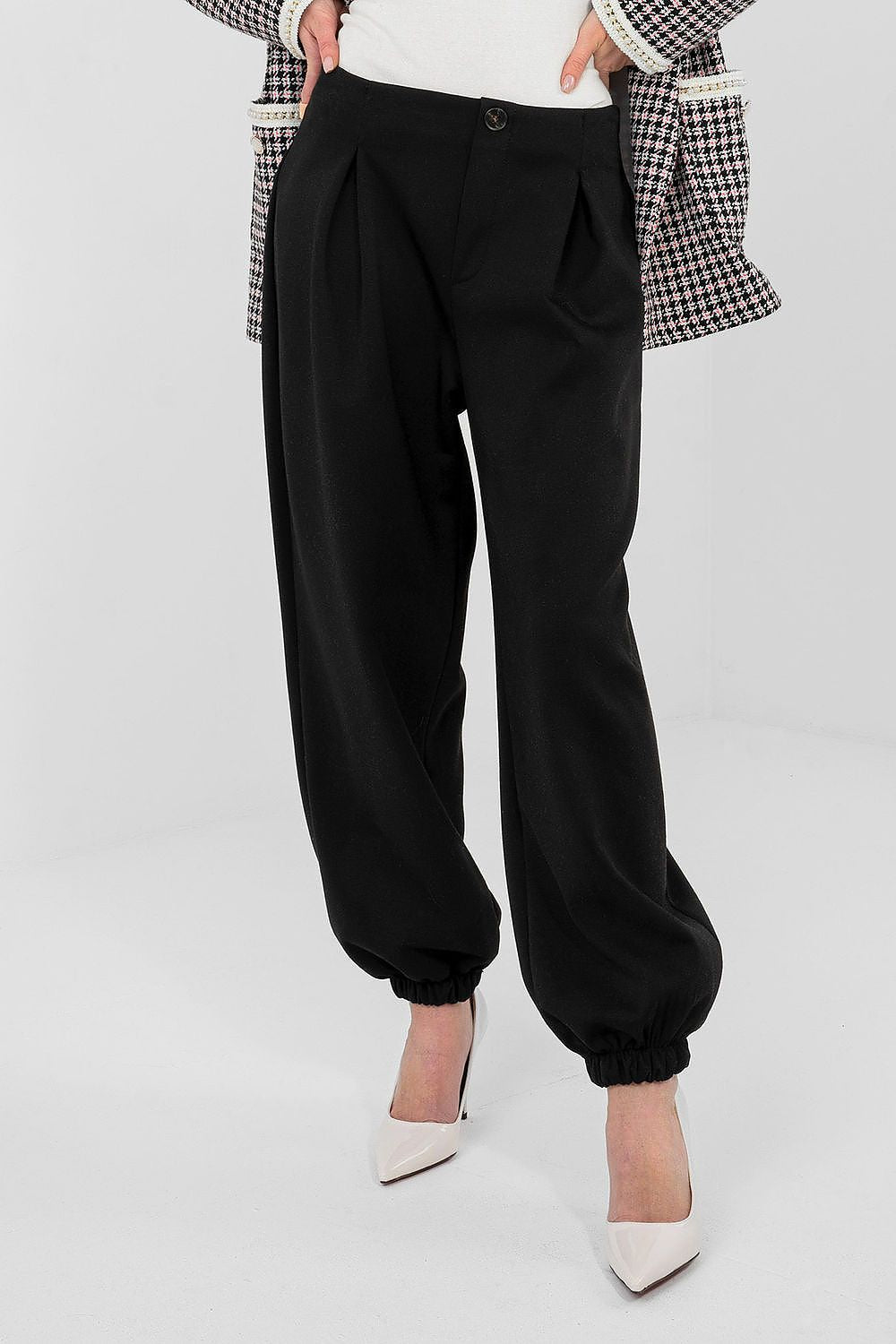 Tracksuit trousers model 223748 Italy Moda  Main image