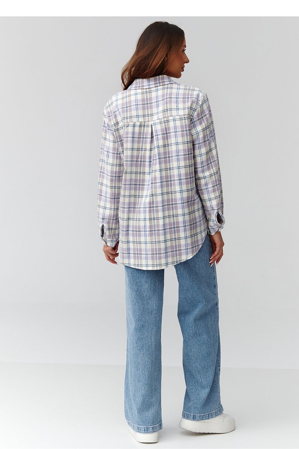  Long sleeve shirt model 224092 Makadamia 