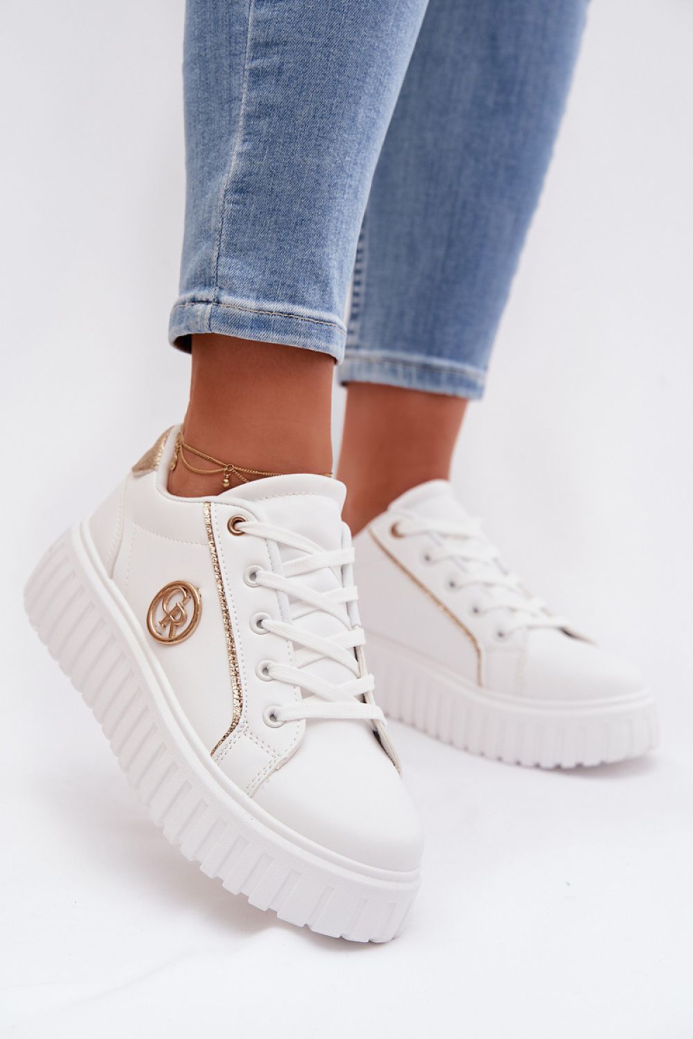  Sport Shoes model 224420 Step in style 