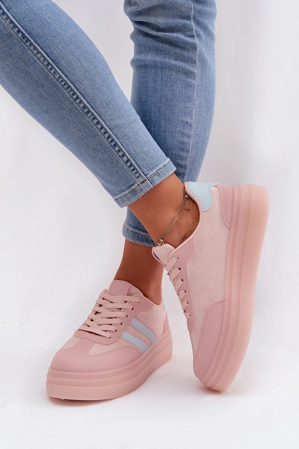  Sport Shoes model 224407 Step in style 